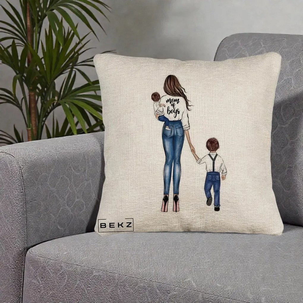 Cadou pentru Mama - Perna Personalizata Mom of Boys Mama cu Baietii, 40x40 cm, Bej Canapea, Husa Detasabila, Perna Inclusa, BEKZ®