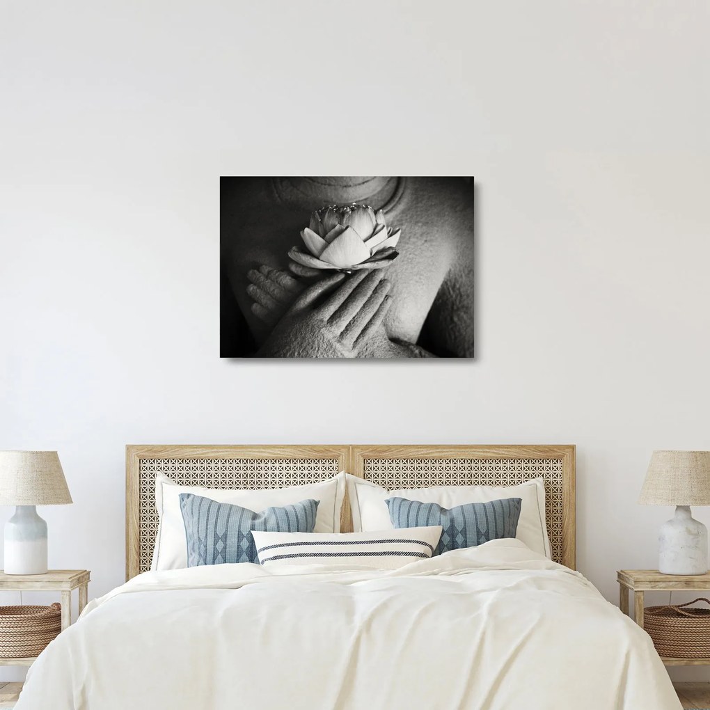 Tablou pe sticlă - Lotus în mâinile lui Buddha (70x50 cm)