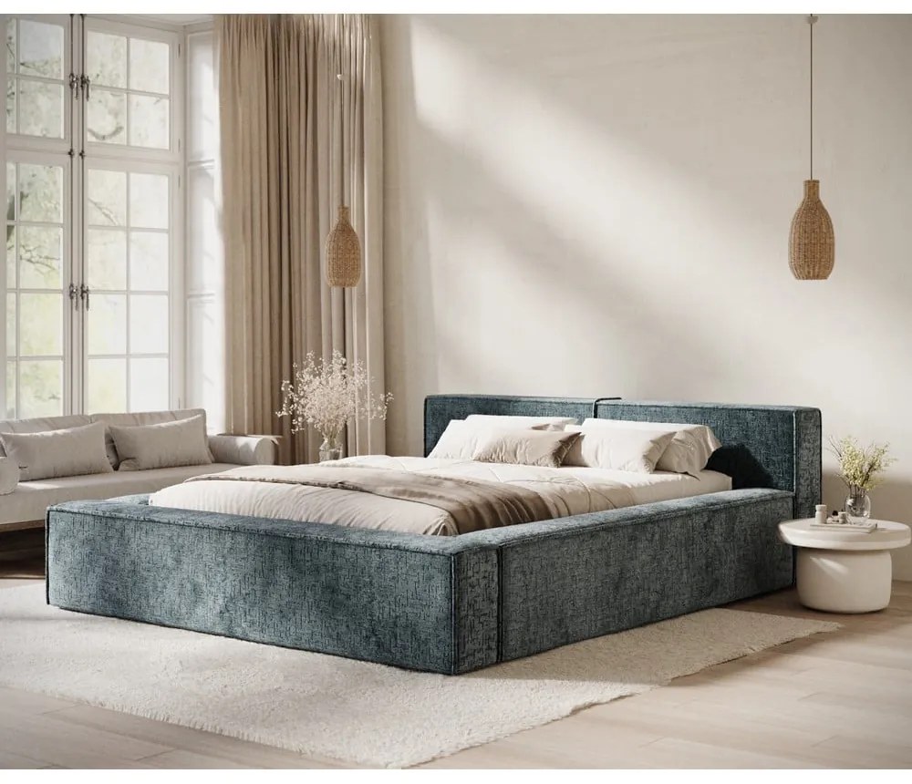 Pat matrimonial albastru prăfuit tapițat cu spațiu de depozitare cu somieră 200x200 cm Voliera – Maison de Rêve