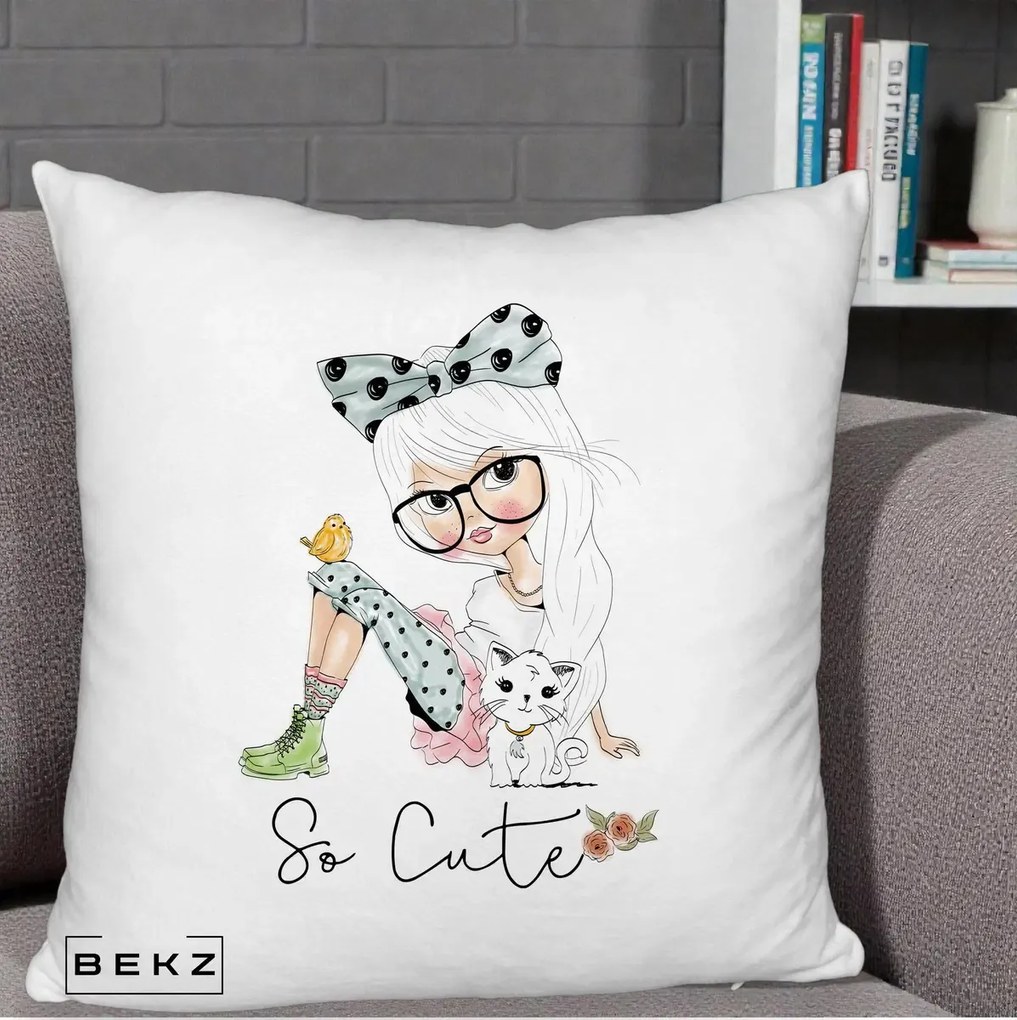 Perna Decorativa So Cute Fata Fashion, 40x40 cm, Alb Pufos, Husa Detasabila, Perna Inclusa, BEKZ®