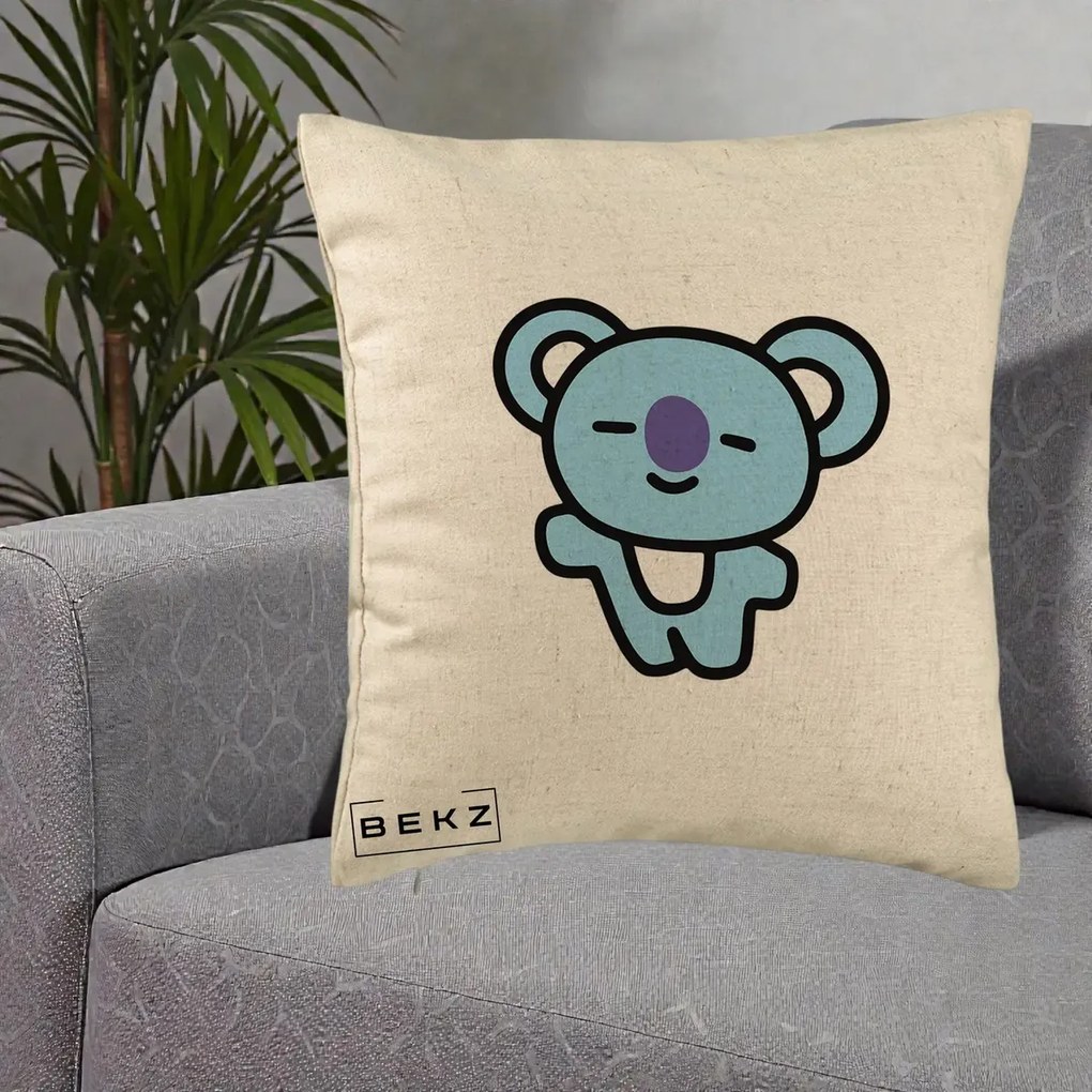 Perna Personalizata BT21 Koya Kawaii, 40x40 cm, Bej, Husa Detasabila, Perna Inclusa, BEKZ®
