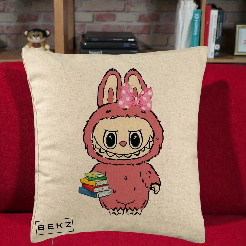 Perna Personalizata Labubu Roz cu Funda si Carti, 40x40 cm, Bej, Husa Detasabila, Perna Inclusa, BEKZ®