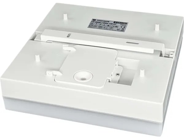 Plafonieră LED pentru baie LED/12W/230V 3000/4000/6000K 22x22 cm IP44