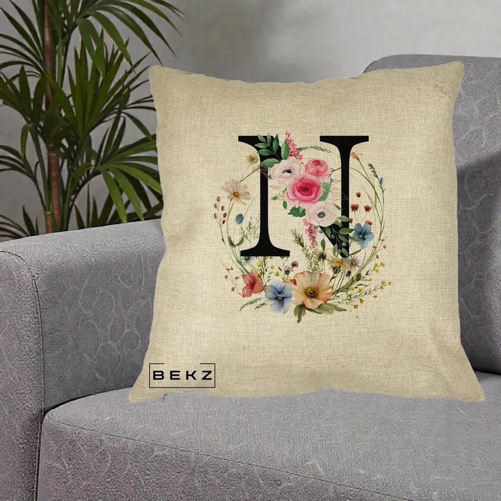 Cadou Personalizat - Perna Personalizata Monogram Litera N cu Flori Acuarela, 40x40 cm, Crem, Husa Detasabila, Perna Inclusa, BEKZ®