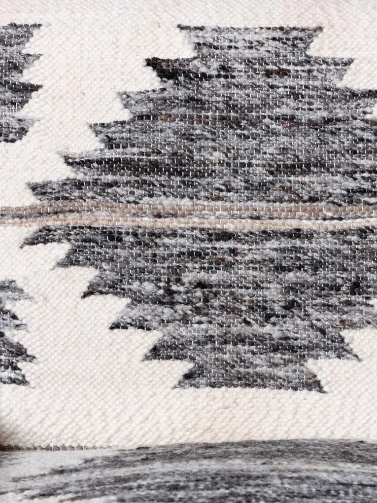 Fotoliu lounge kilim din lână și bumbac cu structură din lemn de mango, „Edera”