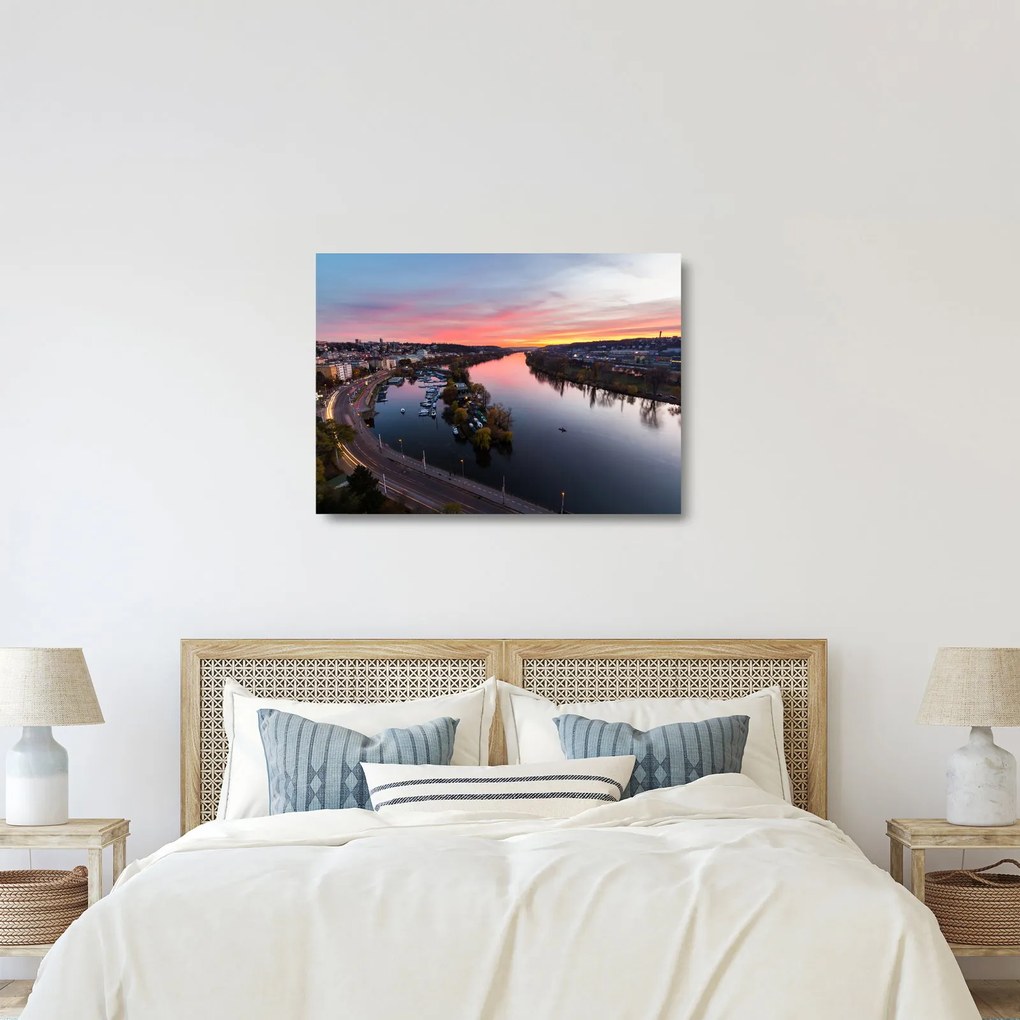 Tablou pe sticlă cu Praga nocturnă (70x50 cm)