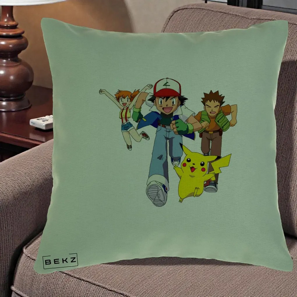 Perna Personalizata Pokemon Ash Misty Brock si Pikachu, 40x40 cm, Verde, Husa Detasabila, Perna Inclusa, BEKZ®