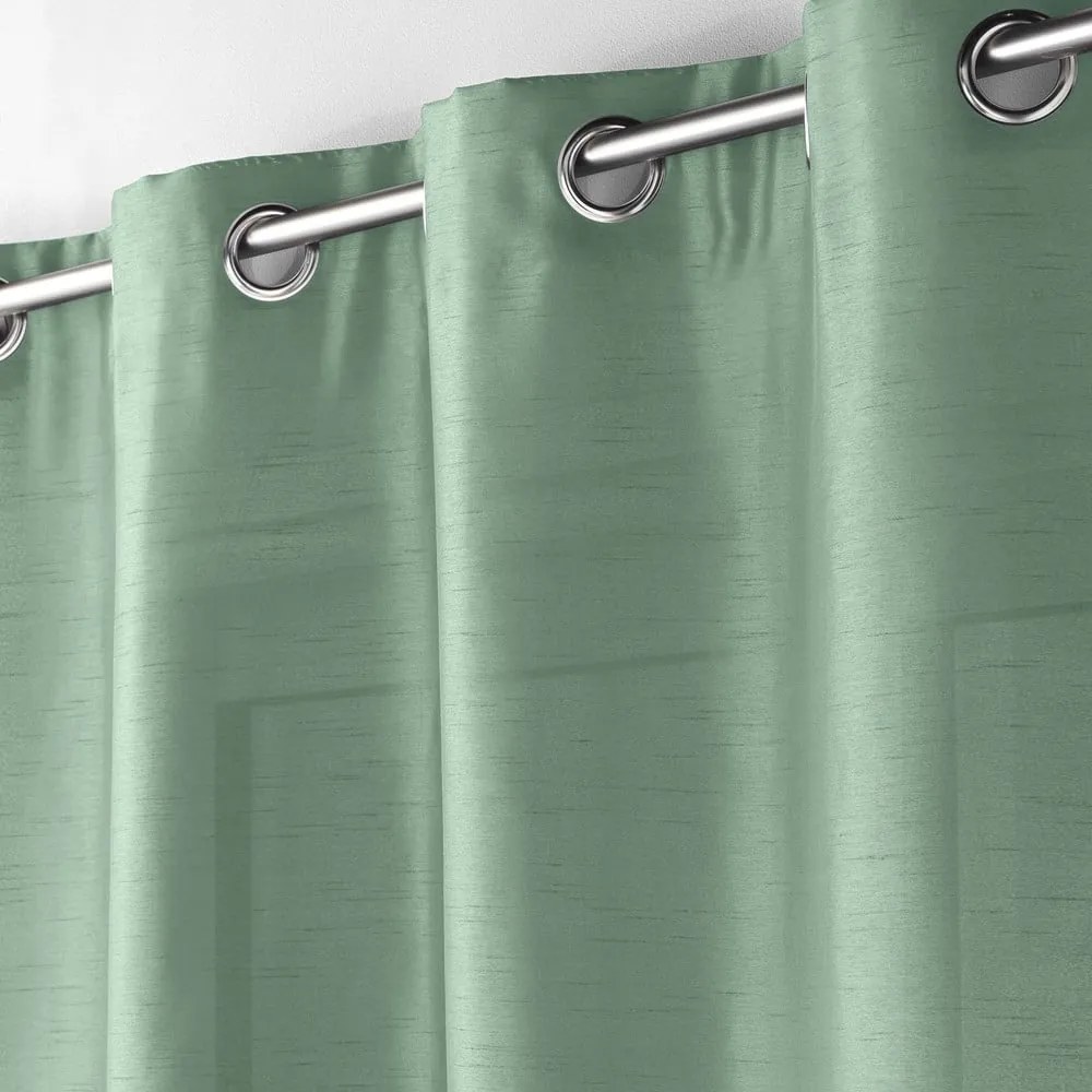 Draperie verde din satin 140x240 cm Shana – douceur d'intérieur