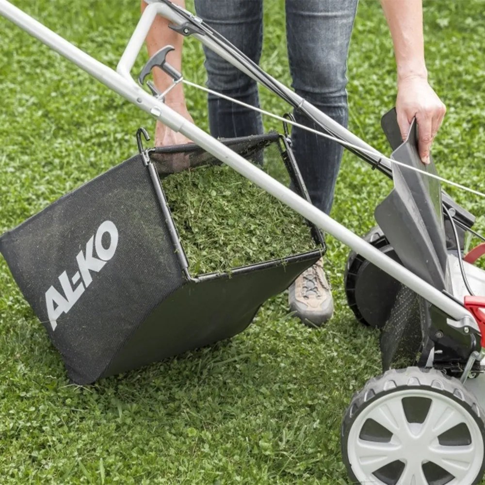 Mașină de tuns iarba pe benzină EASY 4.2 PS