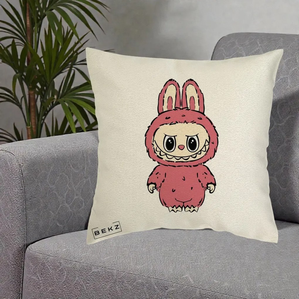 Perna Personalizata Labubu Roz Solo, 40x40 cm, Ecru, Husa Detasabila, Perna Inclusa, BEKZ®