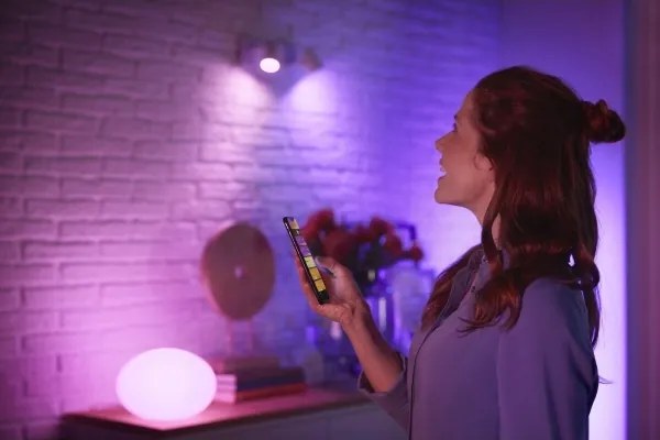 Set de bază Philips Hue WACA 3x GU10/4,2 W 2000–6500 K + Hue Bridge și întrerupător dimmer