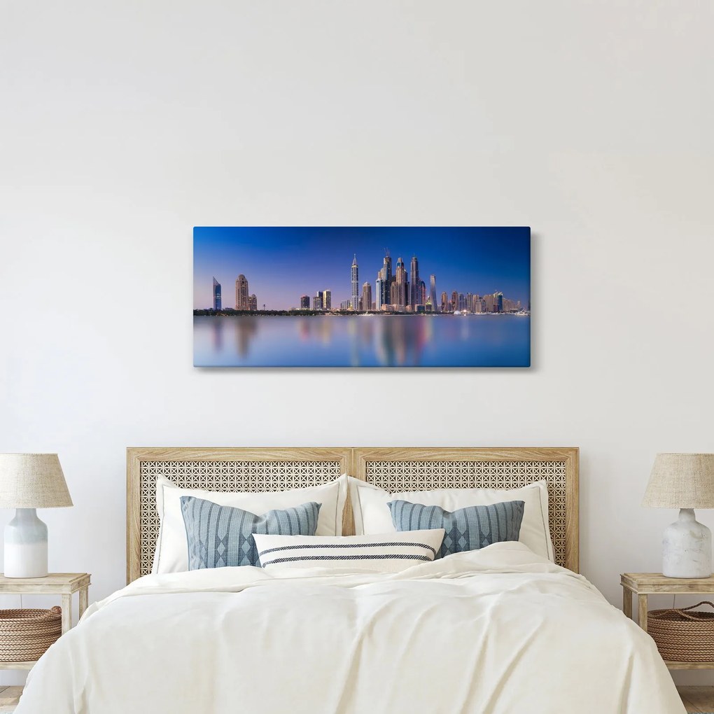 Tablou cu zgârie norii (120x50 cm)