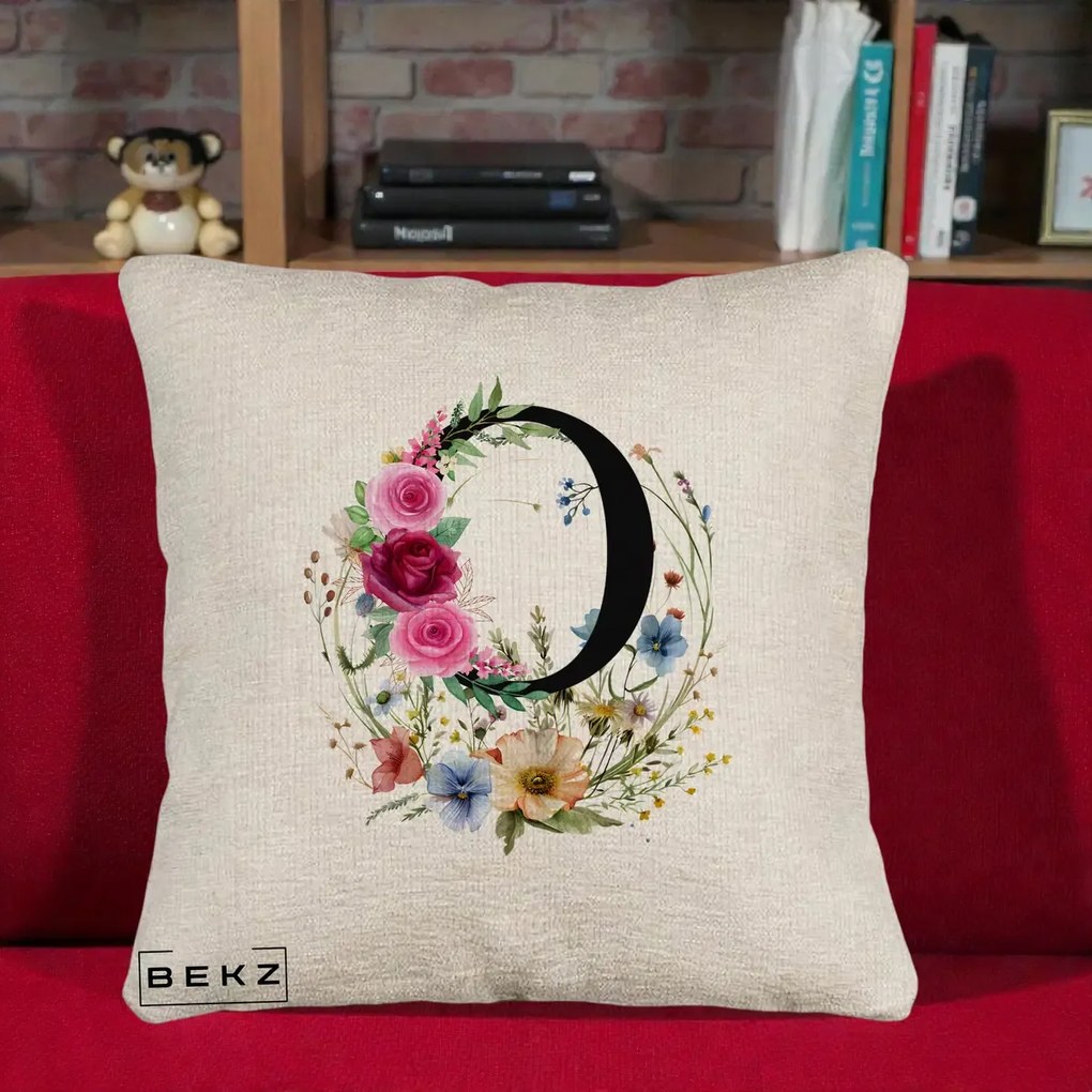 Cadou Personalizat - Perna Personalizata Monogram Litera O cu Flori Acuarela, 40x40 cm, Bej Canapea, Husa Detasabila, Perna Inclusa, BEKZ®