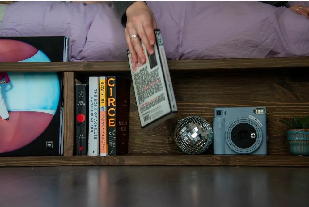 Pat matrimonial maro din lemn masiv de pin cu somieră 140x200 cm Ziggy – Karup Design