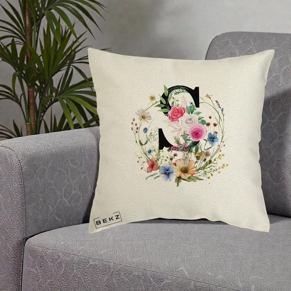 Cadou Personalizat - Perna Personalizata Monogram Litera S cu Flori Acuarela, 40x40 cm, Ecru, Husa Detasabila, Perna Inclusa, BEKZ®