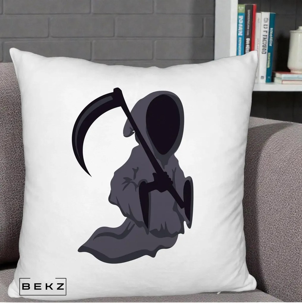 Perna Decorativa Moartea cu Coasa Grim Reaper Halloween, 40x40 cm, Alb Pufos, Husa Detasabila, Perna Inclusa, BEKZ®