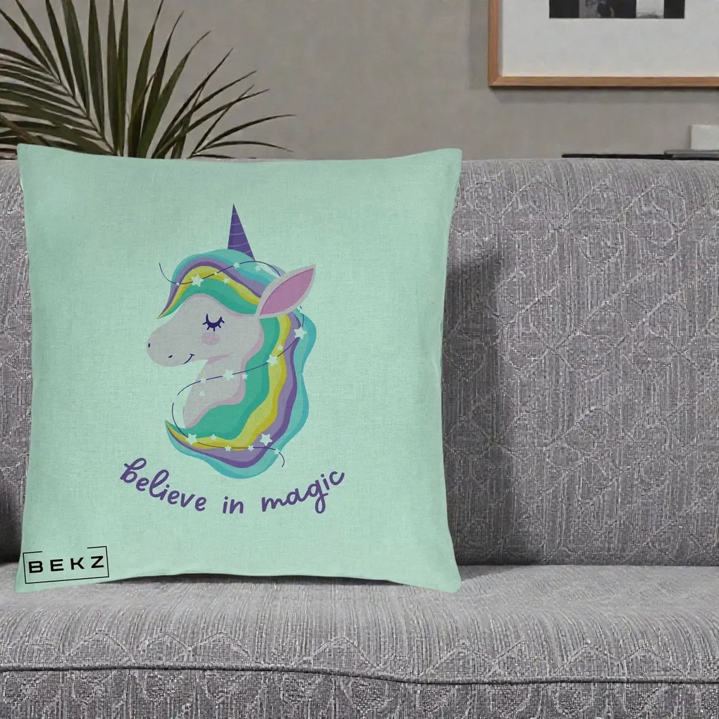 Perna Decorativa Unicorn Believe in Magic, 40x40 cm, Verde Menta, Husa Detasabila, Perna Inclusa, BEKZ®