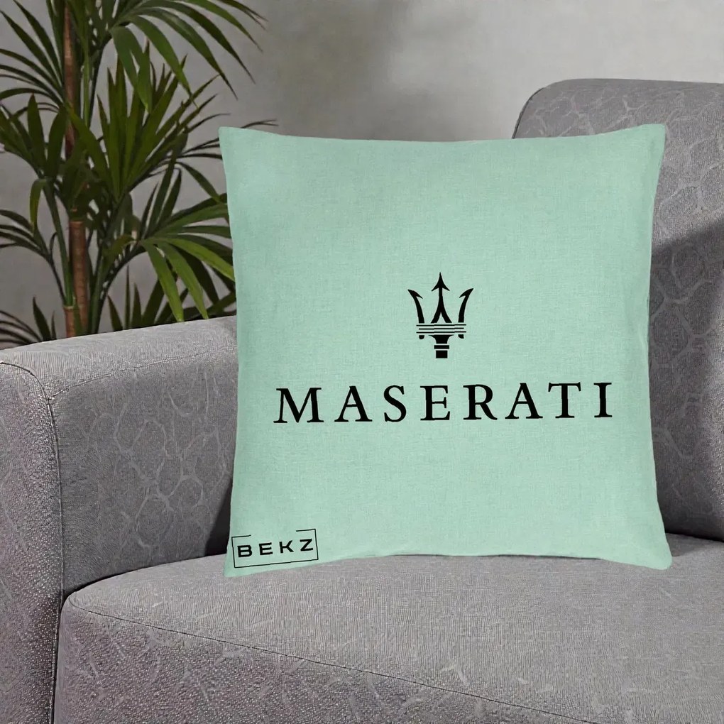 Perna Personalizata cu emblema Maserati, 40x40 cm, Verde Menta, Husa Detasabila, Perna Inclusa, BEKZ®