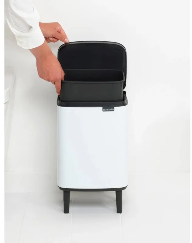 Cos de gunoi Brabantia Bo Small Hi 1006643, 7 L, Deschidere lina si silentioasa, Baza antiderapanta, Alb