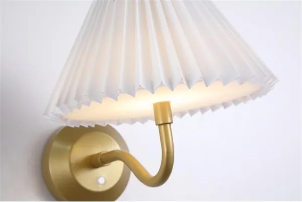 Searchlight 23310GO - Aplică de perete LED reglabilă DANISH LED/1,5W/230V