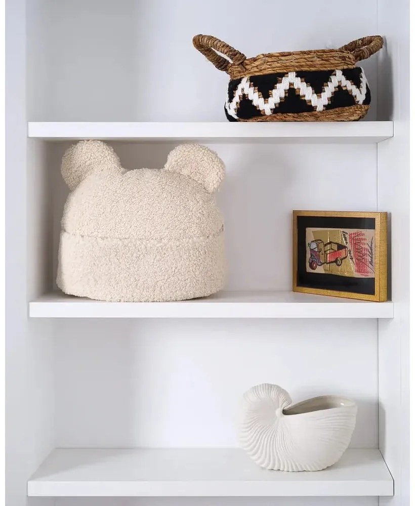 Pernă decorativă pentru copii crem din țesătură bouclé Teddy Pouch – Wigiwama