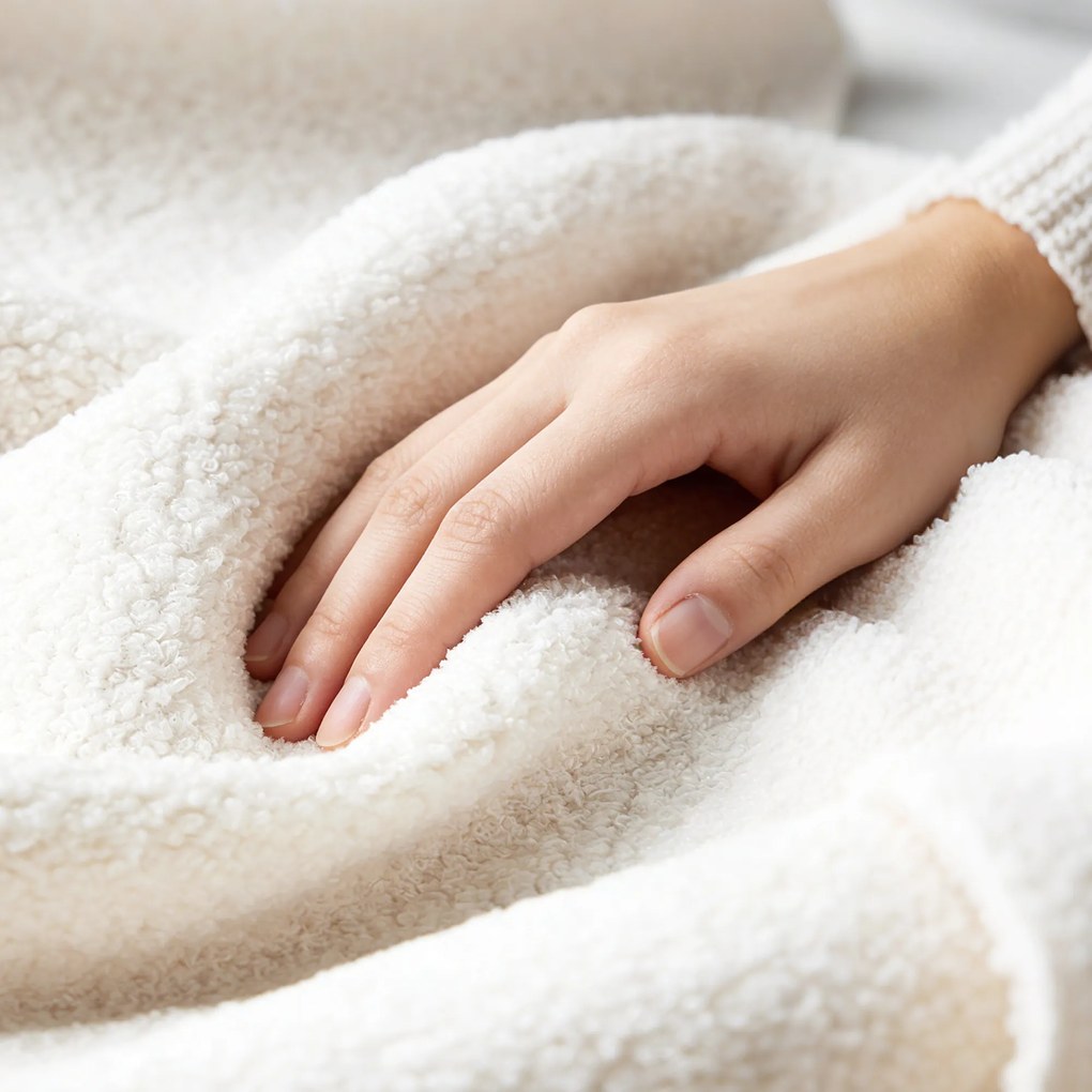 HOMCOM Cadru de pat 140x190cm cu somieră, tăblie reglabilă, pat dublu tapițat în velur Teddy, lamele metalice, alb | Aosom Romania