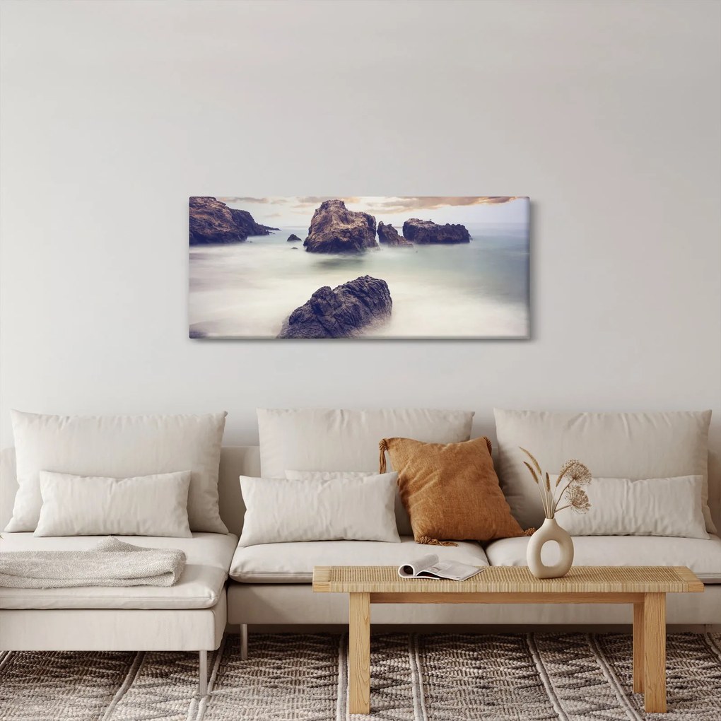 Tablou cu stânci în ceață (120x50 cm)