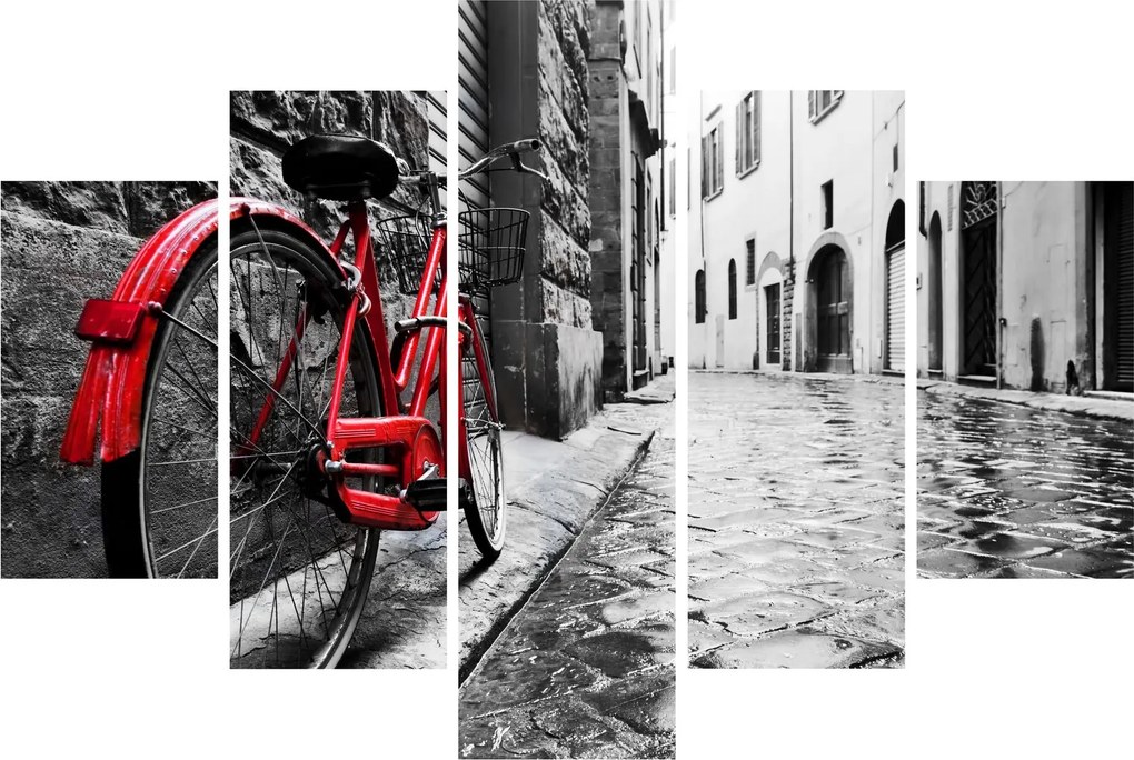 Tablou - Bicicleta roșie pe o stradă pavată (150x105 cm)