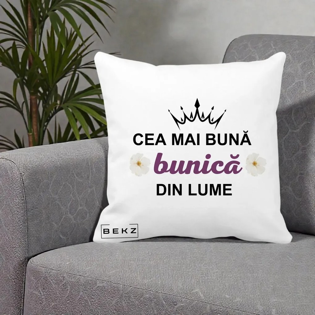 Cadou pentru Bunica - Perna Personalizata Cea Mai Buna Bunica Din Lume Coroana Mov Flori, 40x40 cm, Alba Mata, Husa Detasabila, Perna Inclusa, BEKZ®