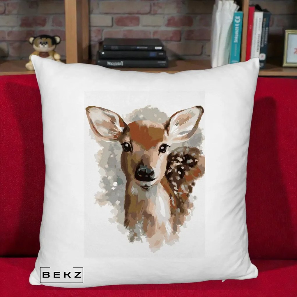 Perna Decorativa Caprioara Pui Acuarela, 40x40 cm, Alb Pufos, Husa Detasabila, Perna Inclusa, BEKZ®