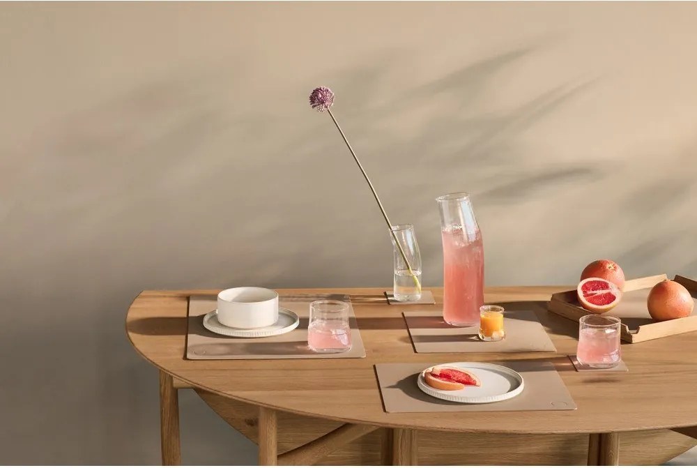 Suport pentru farfurii din piele ecologică 35x45 cm Square L Nupo – LIND DNA