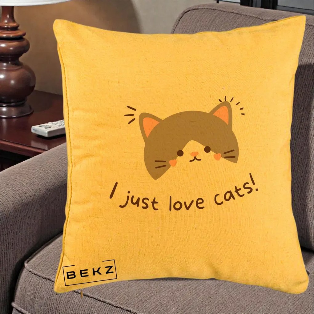 Perna Personalizata I Just Love Cats Pisica Kawaii, 40x40 cm, Galben, Husa Detasabila, Perna Inclusa, BEKZ®