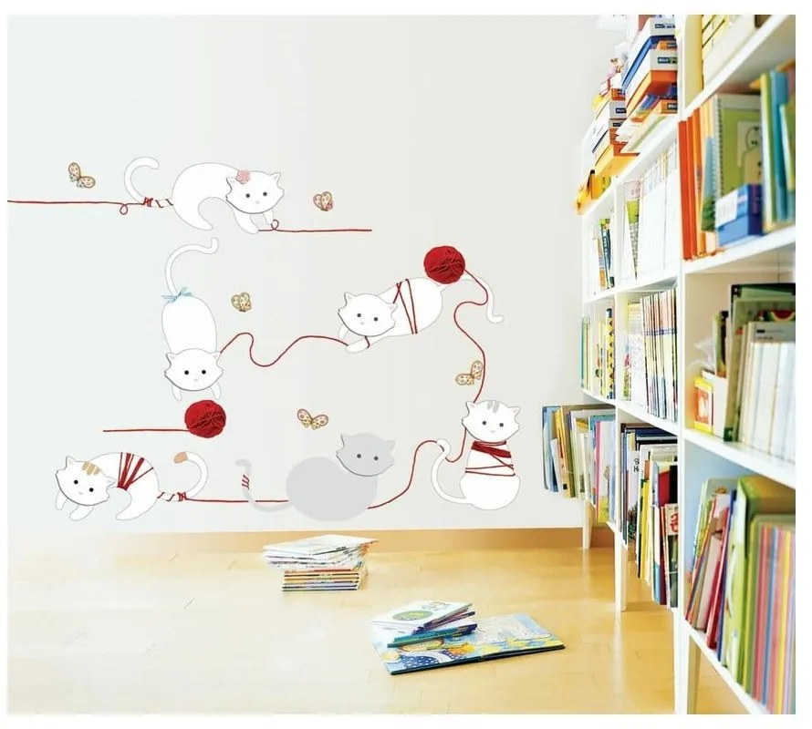 Autocolant Ambiance Cats and balls, 30 cm