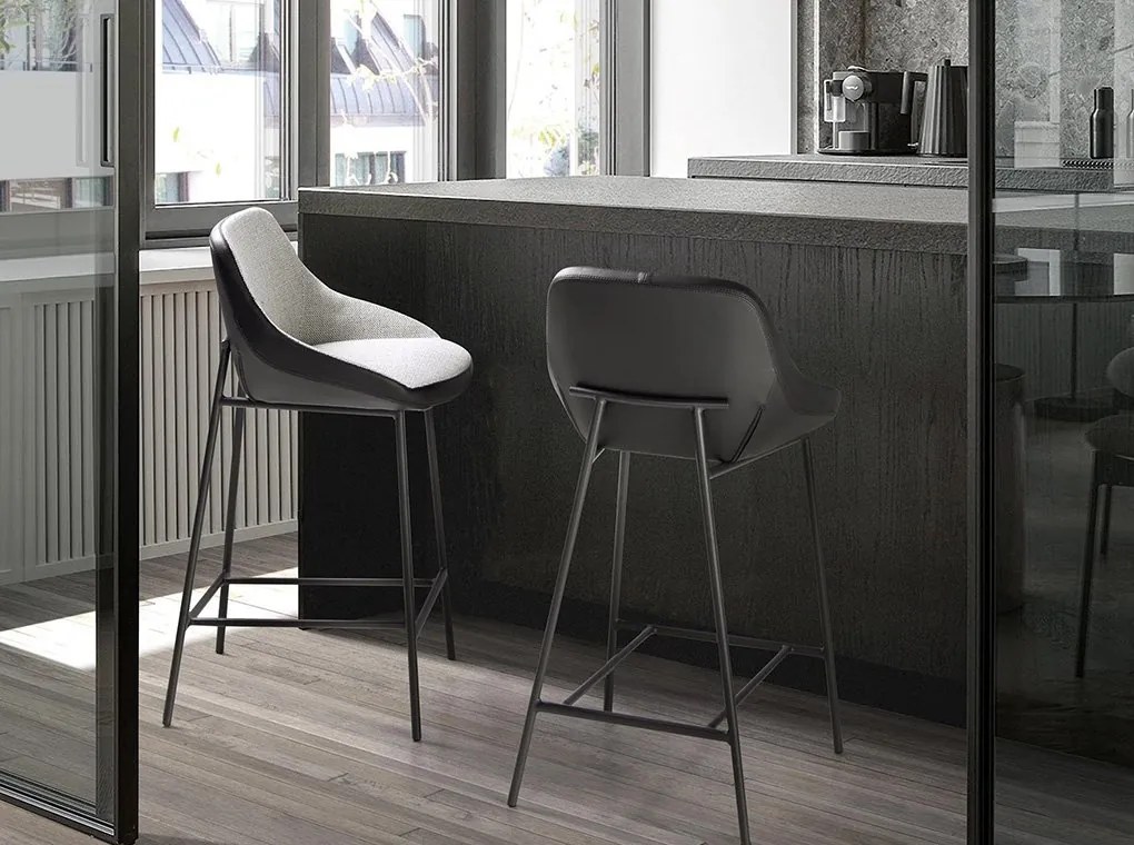 Scaun de bar tapitat design italian Tomika