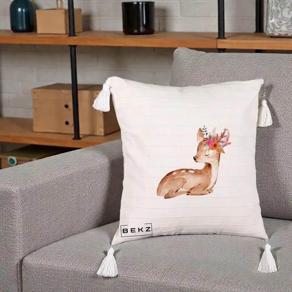 Perna Decorativa Caprioara cu Flori in Coama, 40x40 cm, Bej cu Franjuri, Husa Detasabila, Perna Inclusa, BEKZ®