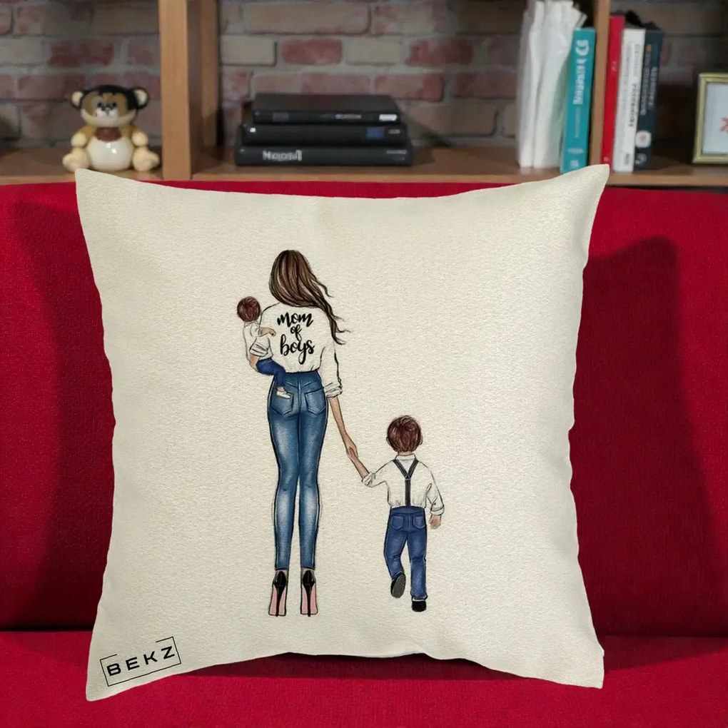 Cadou pentru Mama - Perna Personalizata Mom of Boys Mama cu Baietii, 40x40 cm, Ecru, Husa Detasabila, Perna Inclusa, BEKZ®