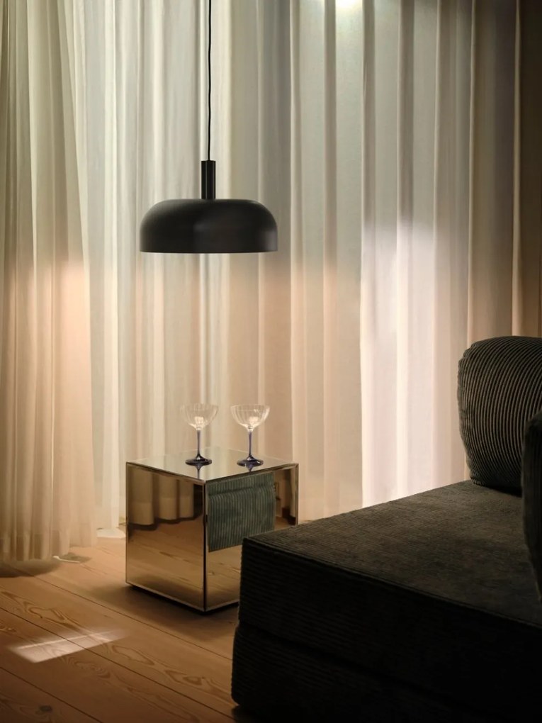 Lustra design scandinav minimalist Sandro negru