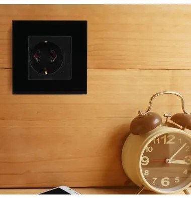 Priza simpla V-TAC Smart, sticla, 10A, compatibil Alexa si Google Home, negru