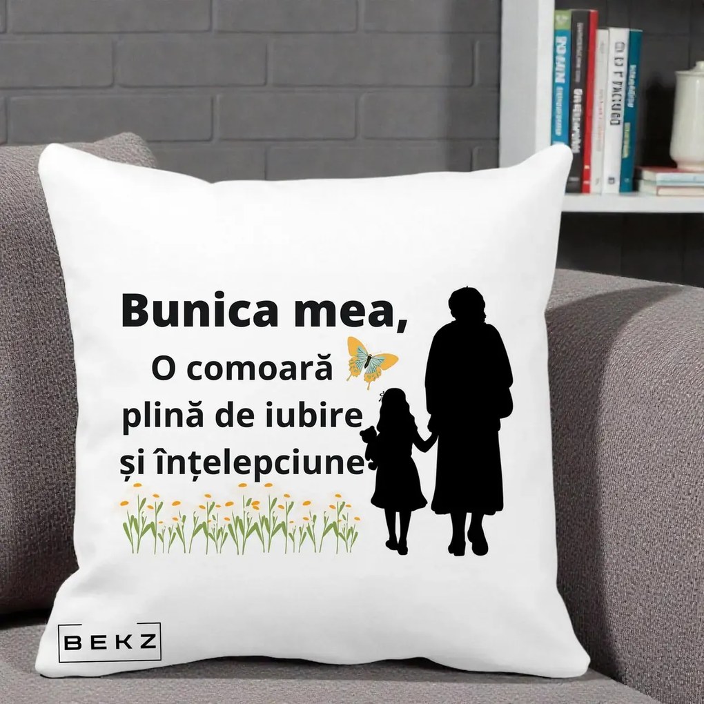 Cadou pentru Bunica - Perna Personalizata Bunica Mea Comoara Iubire Intelepciune Varianta Extinsa, 40x40 cm, Alba Mata, Husa Detasabila, Perna Inclusa, BEKZ®