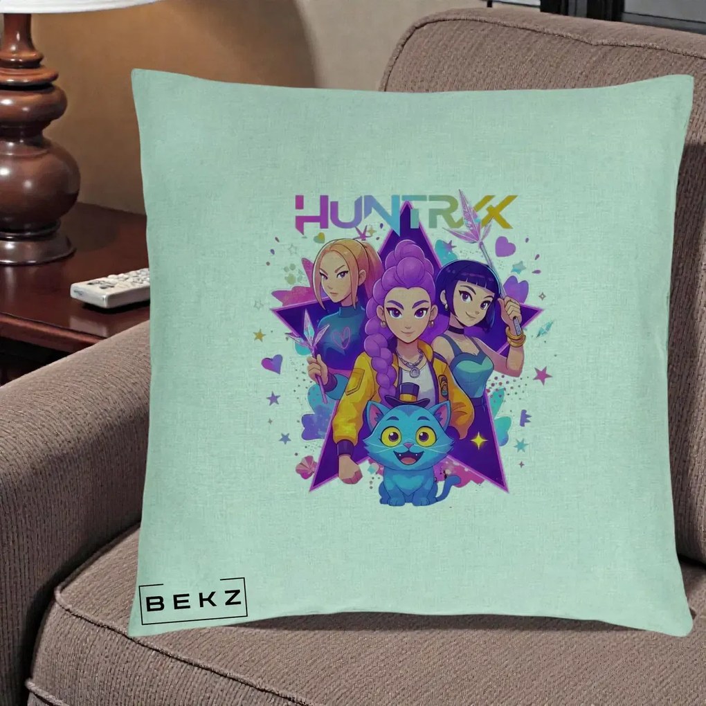 Perna Personalizata K-pop HUNTRX Trio cu Pisica Stele, 40x40 cm, Verde Menta, Husa Detasabila, Perna Inclusa, BEKZ®