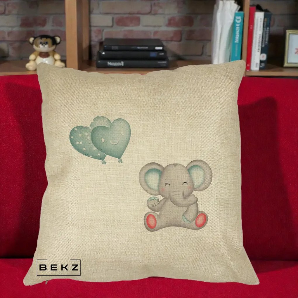 Perna Decorativa Elefant si baloane in forma de inimioare, 40x40 cm, Crem, Husa Detasabila, Perna Inclusa, BEKZ®