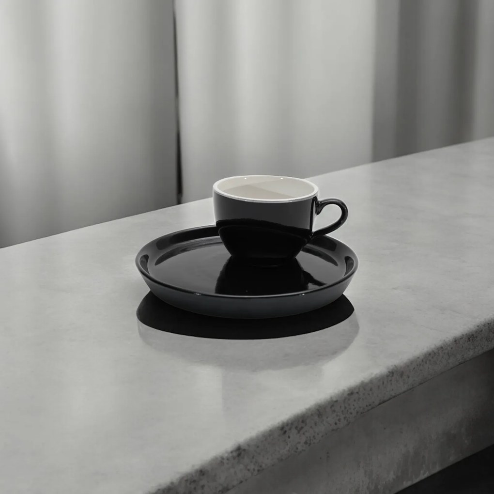 Set Cafea Ceasca si Farfurie Vulcano Duo negru lucios (farfurie 20cm, ceasca 250ml)