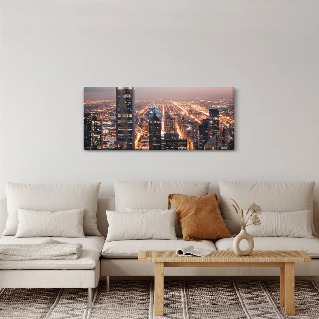 Tabloul cu metropolă luminată (120x50 cm)