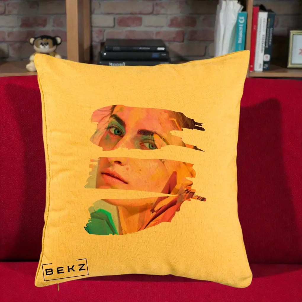 Perna decorativa Portret Femeie Fragmentat Colorat, 40x40 cm cu Umplutura, Galben, BEKZ