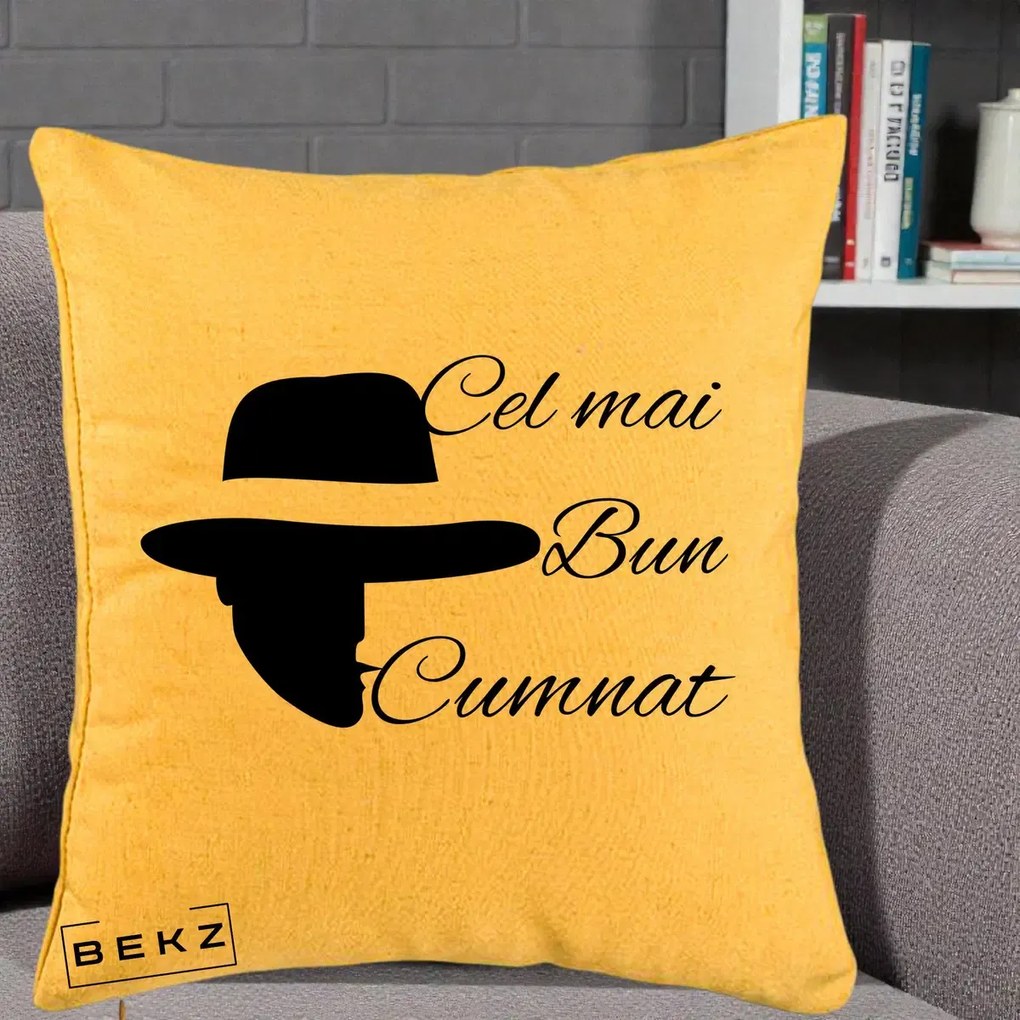 Cadou pentru Cumnat - Perna Personalizata Cel mai Bun Cumnat cu Silueta Palarie, 40x40 cm, Galben, Husa Detasabila, Perna Inclusa, BEKZ®