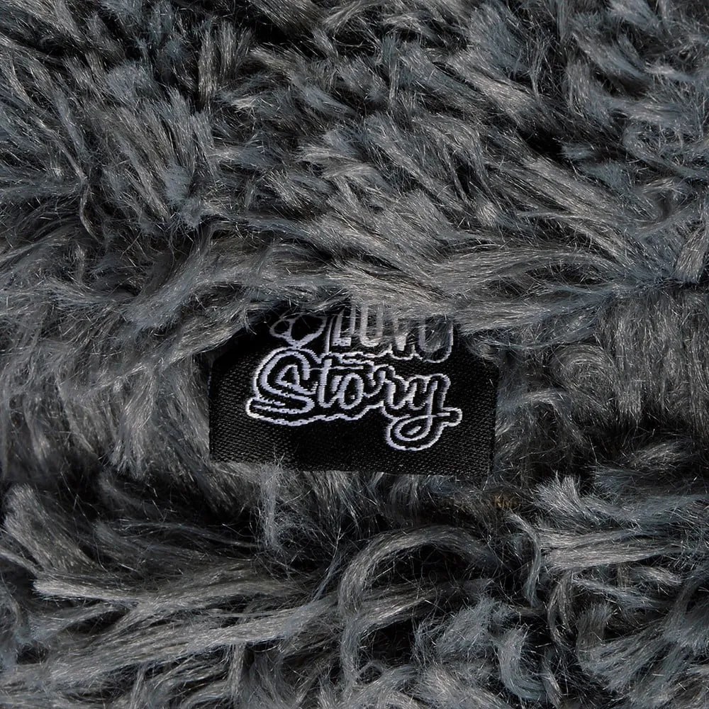 Pat pentru animale de companie gri închis pentru câini ø 95 cm – Love Story