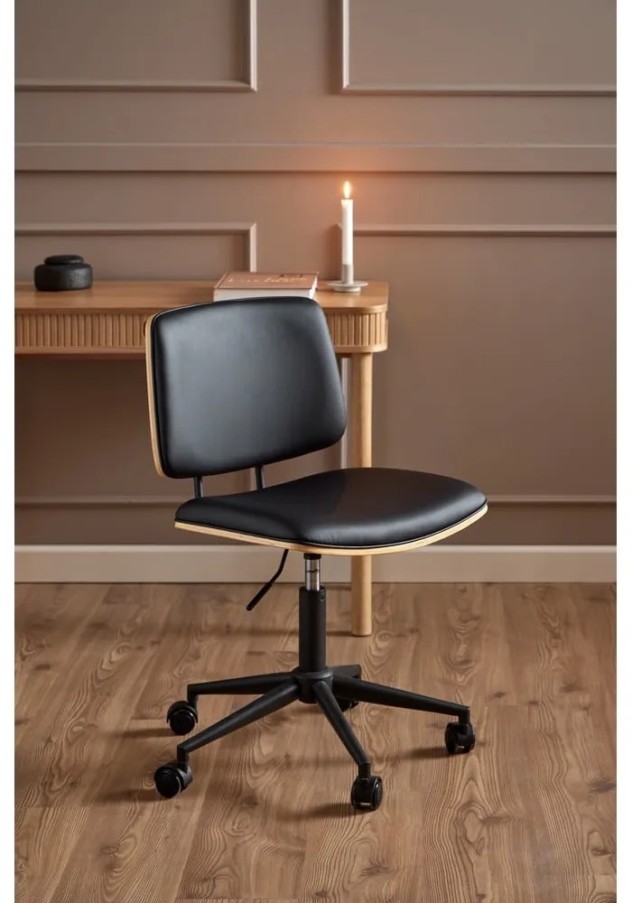 Scaun de birou negru din imitație de piele Owen – Actona