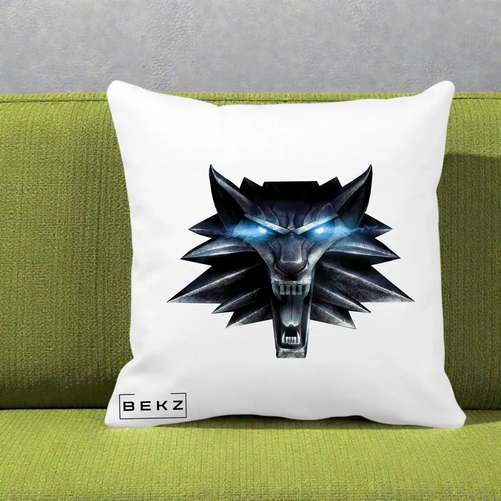 Perna Decorativa The Witcher Wolf Head, 40x40 cm, Alba Mata, Husa Detasabila, Perna Inclusa, BEKZ®