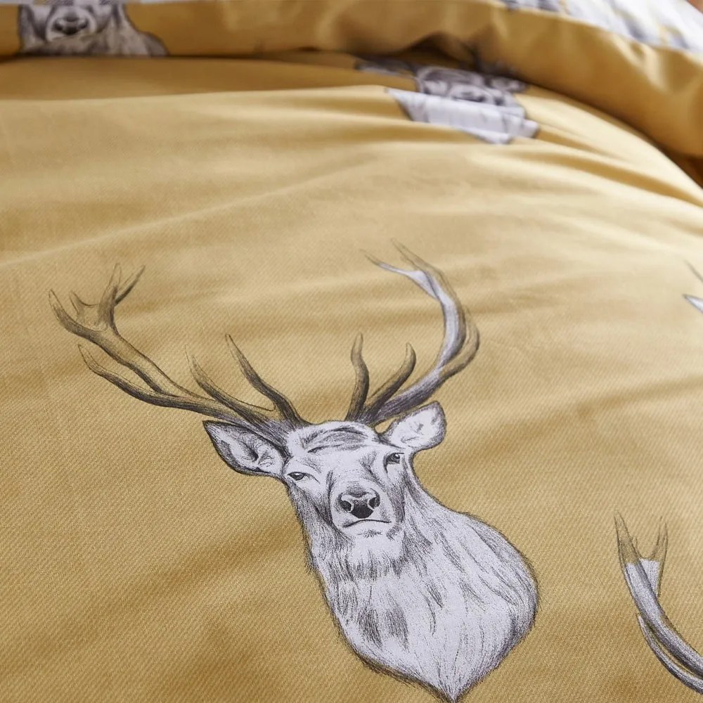 Lenjerie de pat Catherine Lansfield Stag, 200 x 200 cm, galben