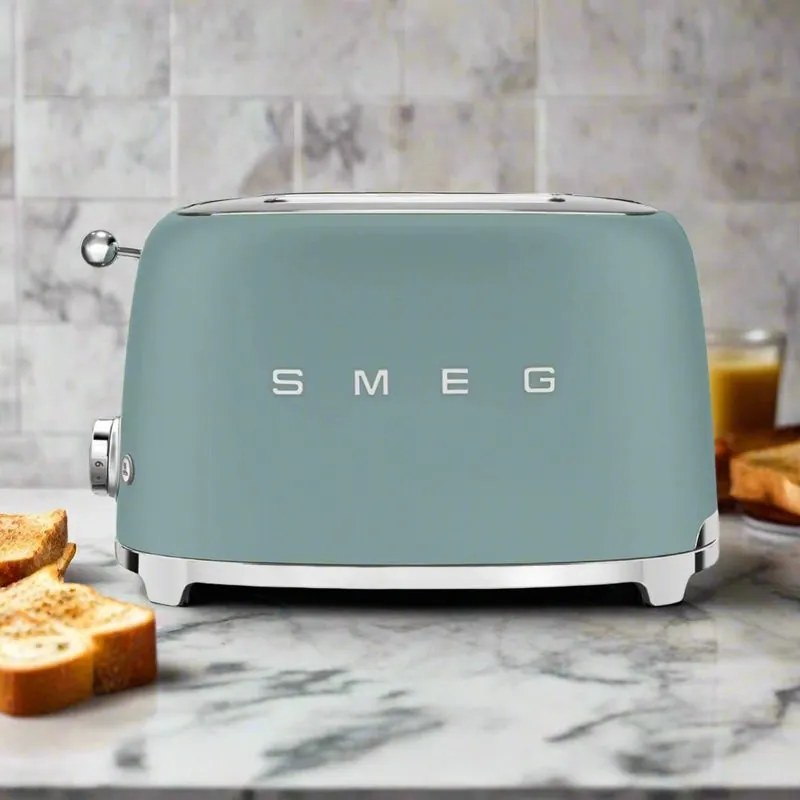 Prajitor de paine SMEG 50's Style TSF01EGMEU, 950 W, 2 felii, 6 trepte, Tava pentru firimituri, Cablu integrat, Otel inoxidabil, Verde smarald